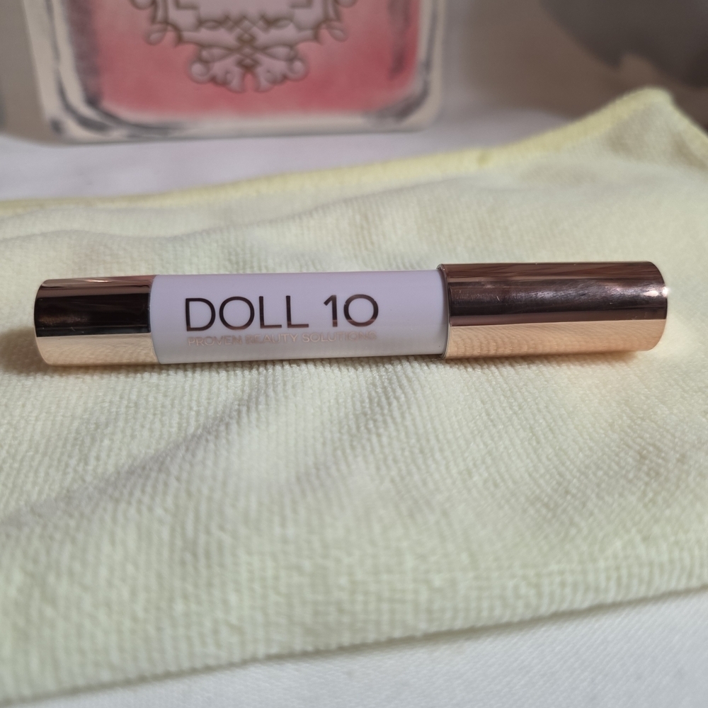 Doll 10 Lip Crayon * ENJOY LIFE* - Picture 2 of 4
